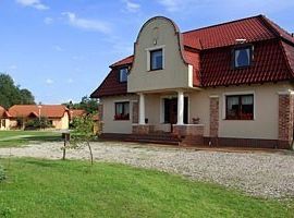 Domy i pokoje gościnne Sielanka